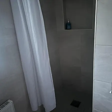 Appartement Semi-detached Old Style One Bedroom